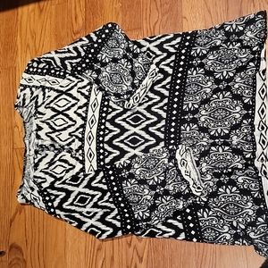 Lularoe Debra top